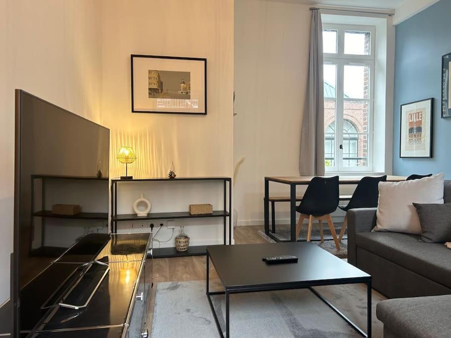 Vieux-Lille Appartement Renove Avec Une Chambre Екстер'єр фото